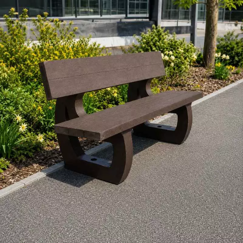 Banc de ville en plastique recyclé