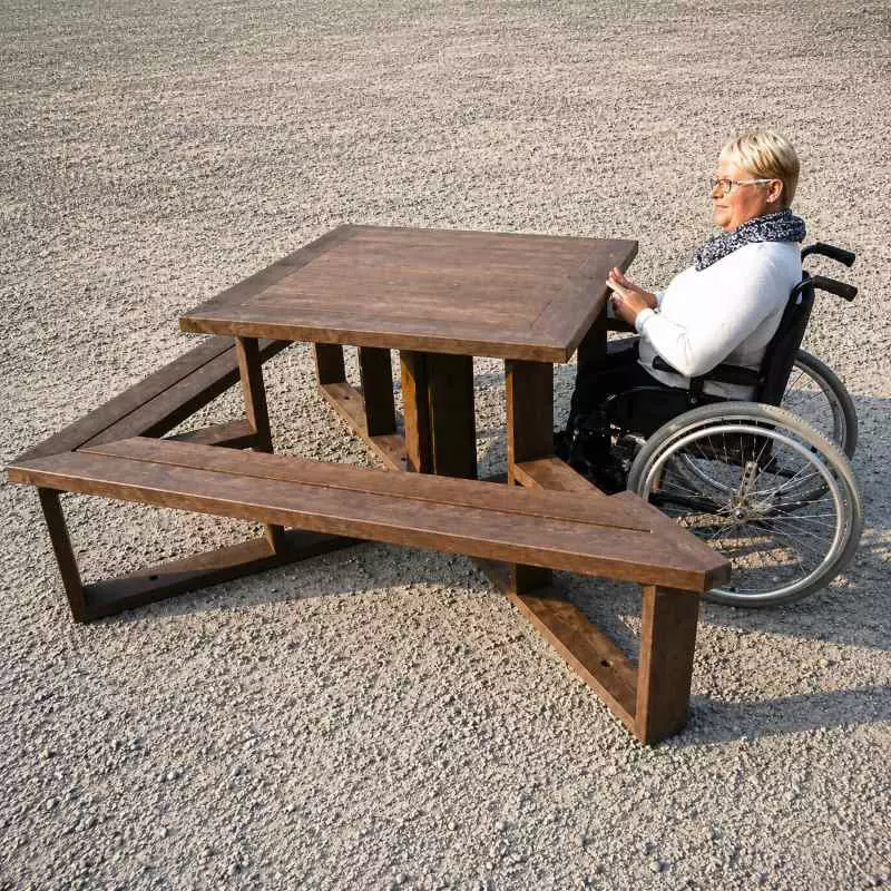 Table de picnic PMR en plastique recyclé