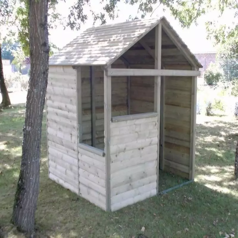 Cabane en bois enfant