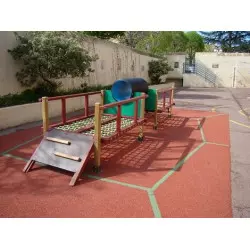 De 2 à 7 ans - Structure suspendue pour aire de jeux