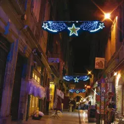 Traversée de rue lumineuse de Noël Voûte Etoilée