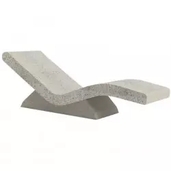 Chaise longue en béton