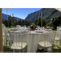 Chaise de réception en polycarbonate transparent avec galette