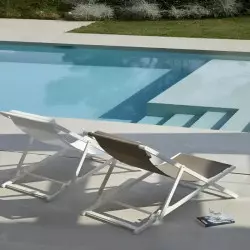 Chaise longue de jardin