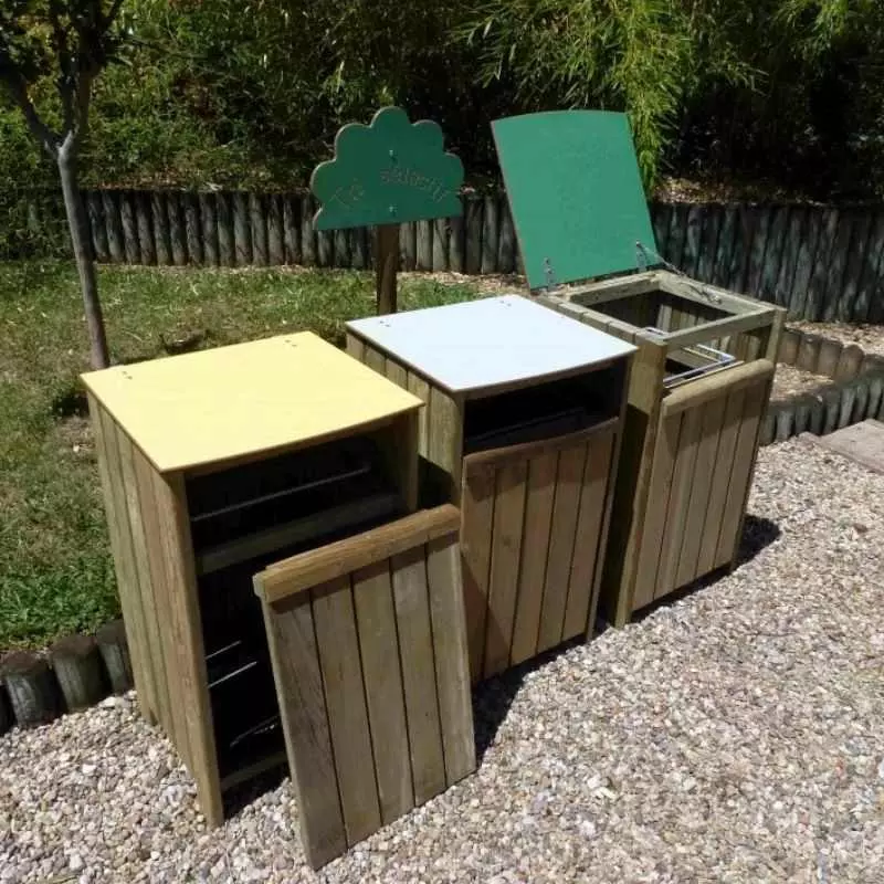 Poubelles publiques en bois pour tri sélectif Poubelles publiques en bois pour tri sélectif