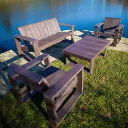 Ensemble de jardin en recyclé composé d'une table, 2 fauteuils et 1 banc