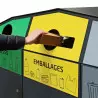 Poubelle de tri extérieur avec ouvertures calibrées