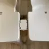 Systeme d'accroche et trou d'évacuation pour la chaise monobloc elena