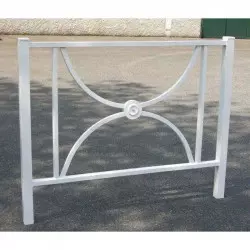 Barrière de sécurité sur trottoir