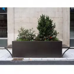 Jardinière extérieure rectangulaire en acier