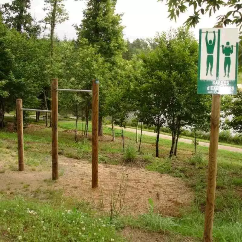 Module en bois pour parcours sportif plein air Module en bois pour parcours sportif plein air