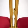 Système d'accroche des chaises pliantes pour collectivités Système d'accroche des chaises pliantes pour collectivités